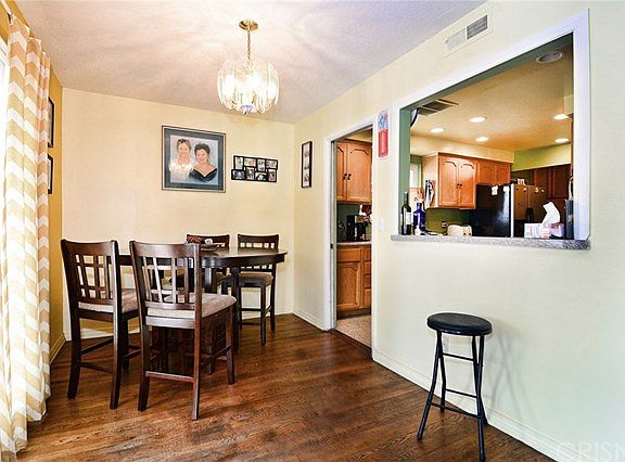 4th image of 22537 Welby Way