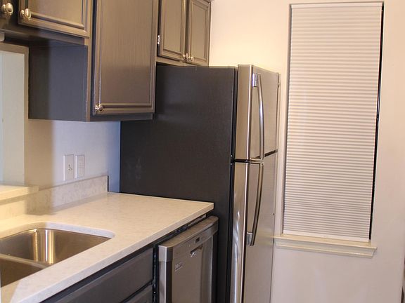 3rd image of 4212 Medical Dr APT 406