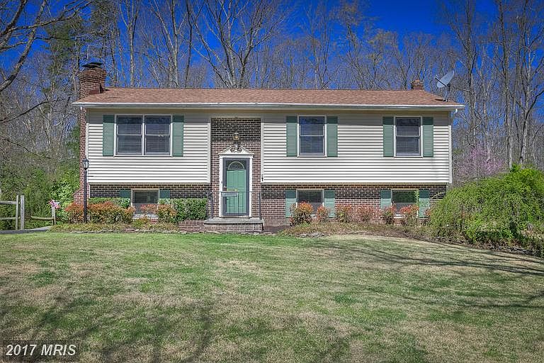 1st image of 27190 Neale Ct