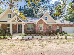 706 Jones Ave, Wiggins, MS 39577