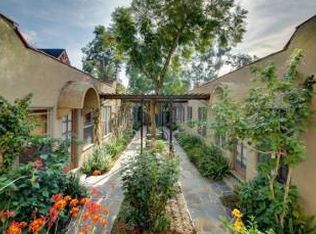3927 Melrose Ave, Los Angeles, CA 90029