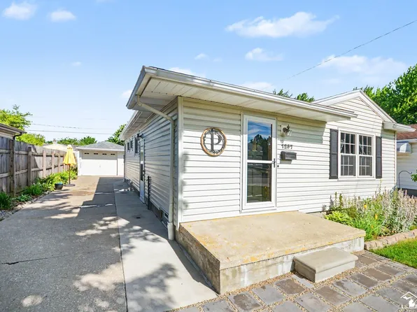 1257 Maple Blvd, Monroe, MI 48162