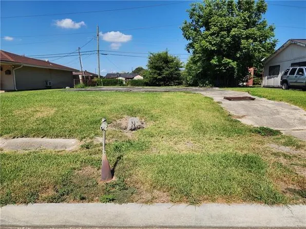 3401 Blair St, New Orleans, LA 70131