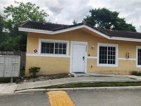 3826 SW 48th Ave #3826, Hollywood, FL 33023