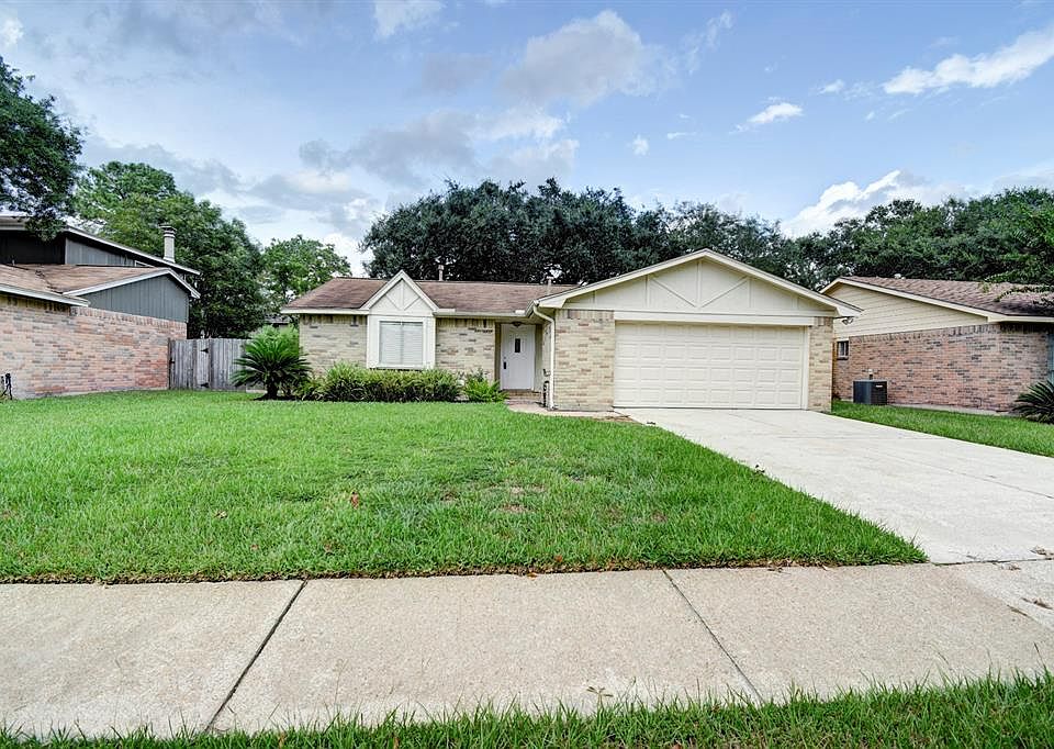 1st image of 16118 Golden Sage Ln