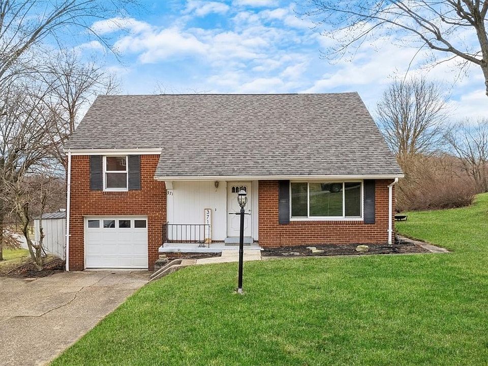 1st image of 371 Pinehaven Dr
