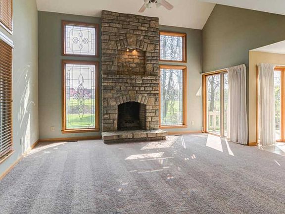 4th image of 8016 Holyrood Ct