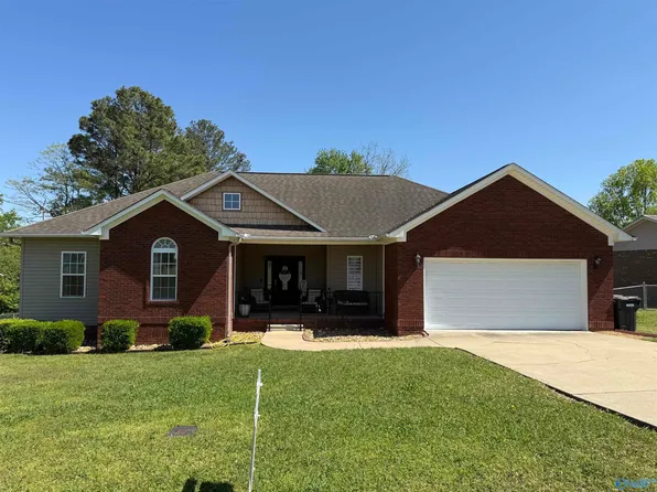 3373 Mayflower Ln, Southside, AL 35907