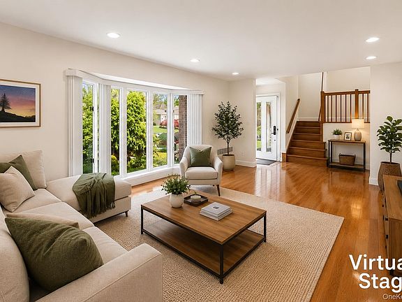 3rd image of 15 Hillvale Road