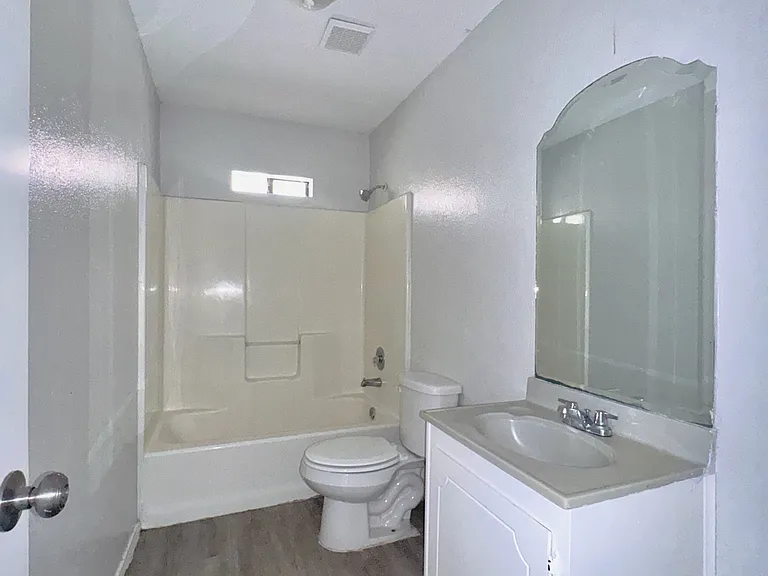 314 S 28th St #4 — Photo 19