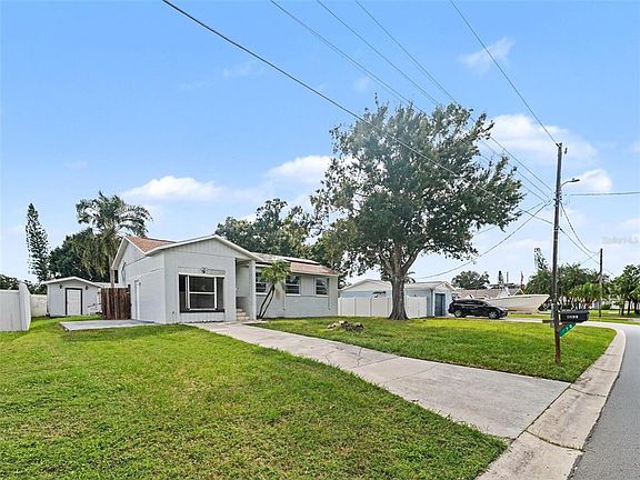 4th image of 520 FAIRHOPE DRIVE