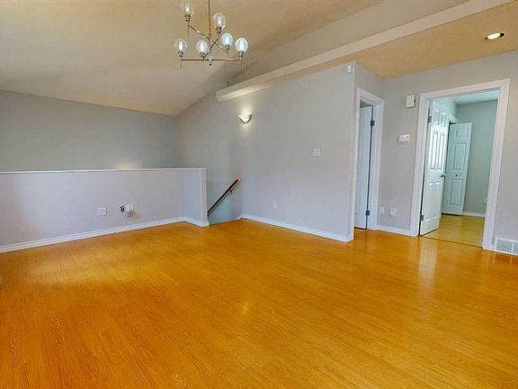 4th image of 8806 S 112th Ave