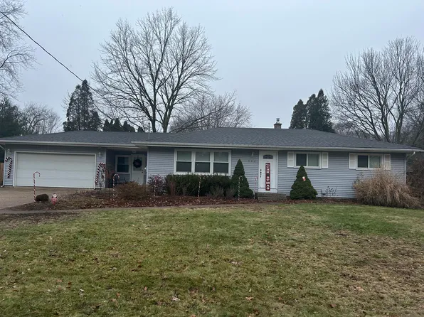 346 N Division Ave, Holland, MI 49424