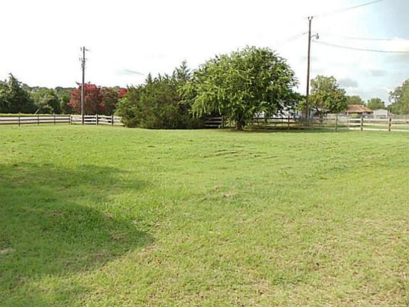 5th image of 2601 County Road 804a