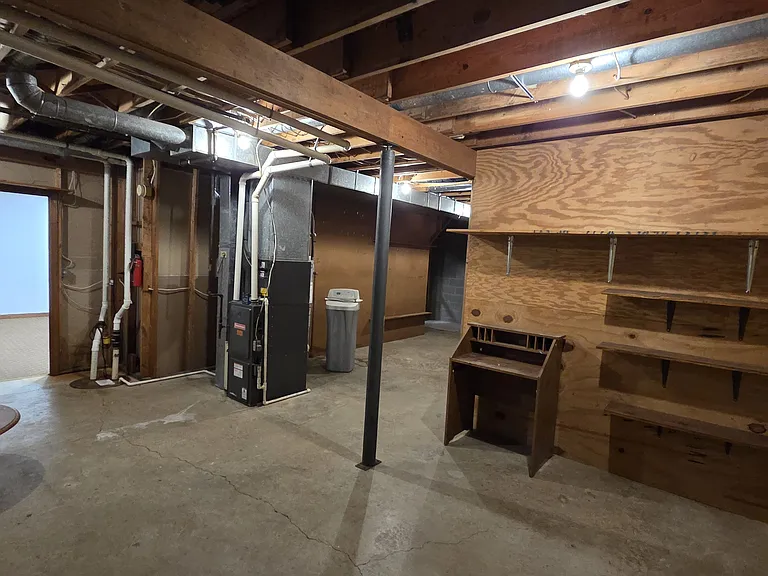 3992 Villa Dr — Photo 16