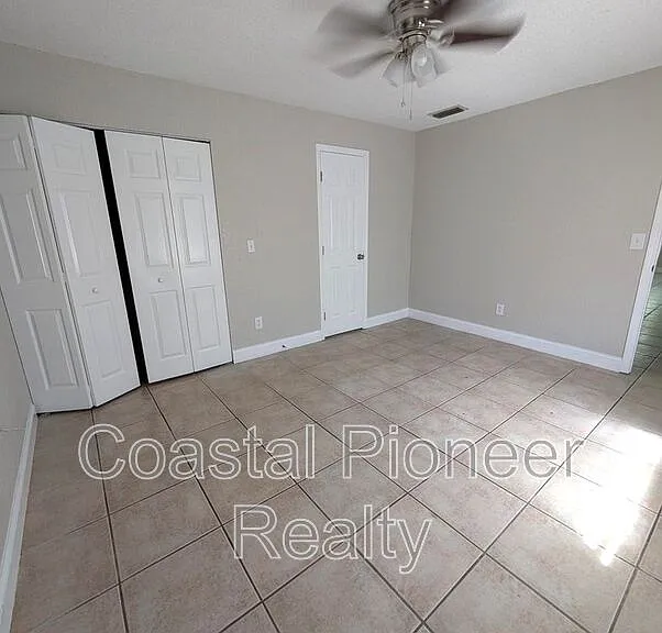 5828 3rd St E — Photo 20