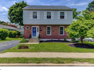 9 Ridgeway Ave, Norwood, PA 19074