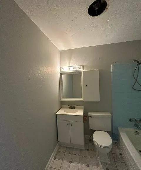1810 Wendover Dr — Photo 7
