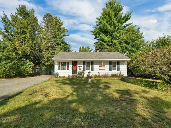 33 Cushing Boulevard, Rochester, NH 03867