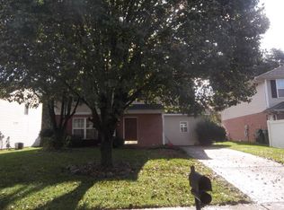 1012 Jordans Pond Ln, Charlotte, NC 28214