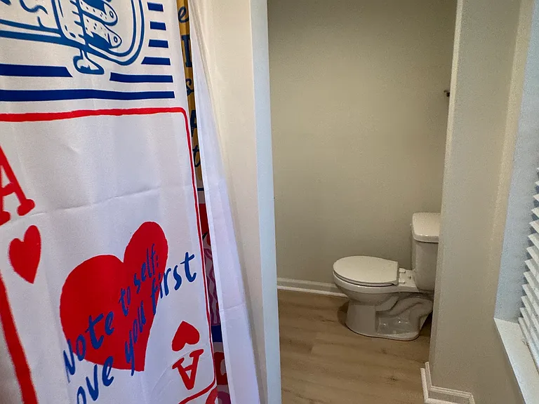 146 Hurt St NE #1 — Photo 6