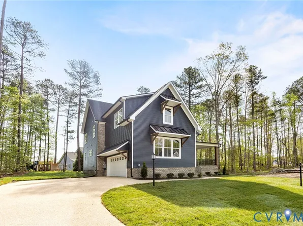 17324 Jojo Ln, Moseley, VA 23120