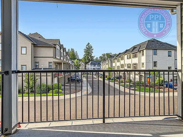 17067 SW Jean Louise Rd — Photo 4
