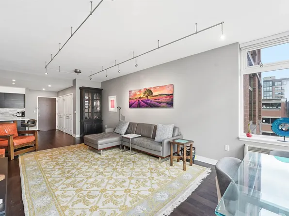 1450 Washington Street image 8 of 28