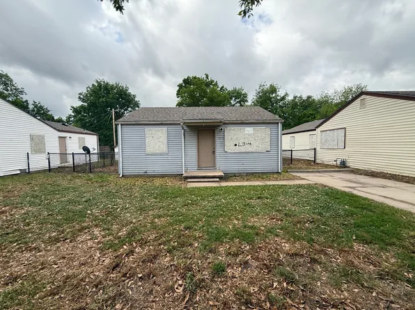 1617 E Arnold St, Wichita, KS 67214