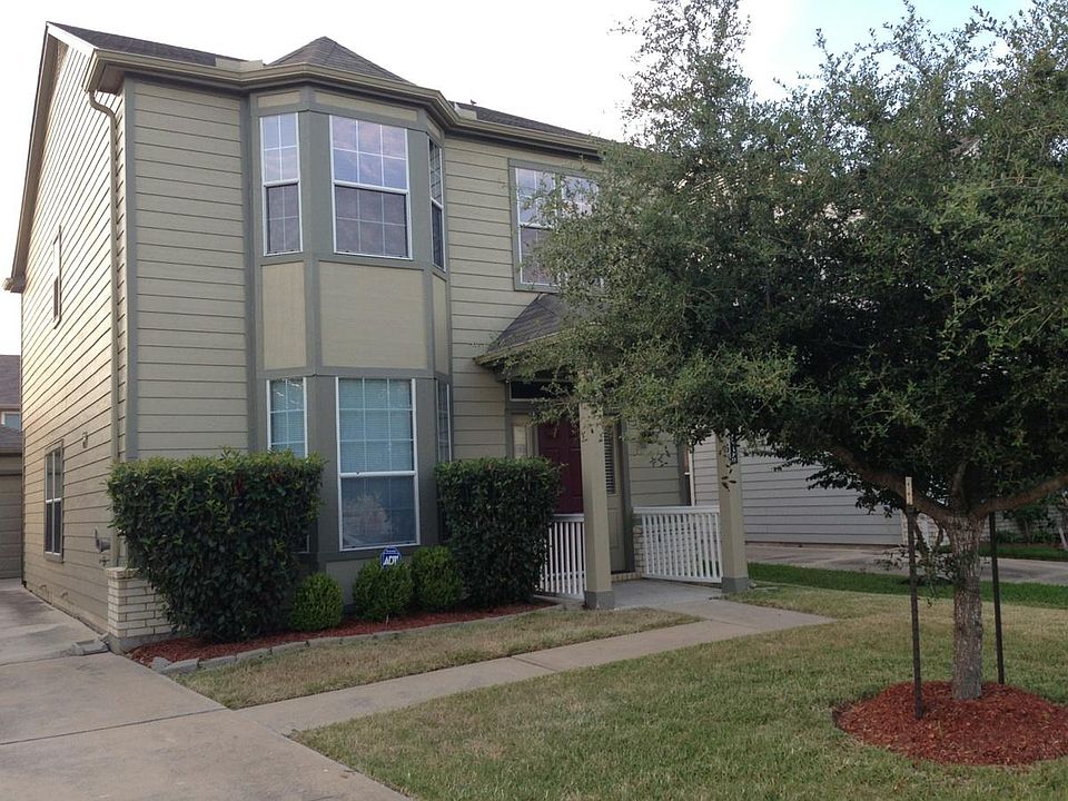 1st image of 18726 Sandelford Dr