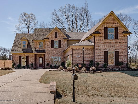 3rd image of 7407 Gables Dr