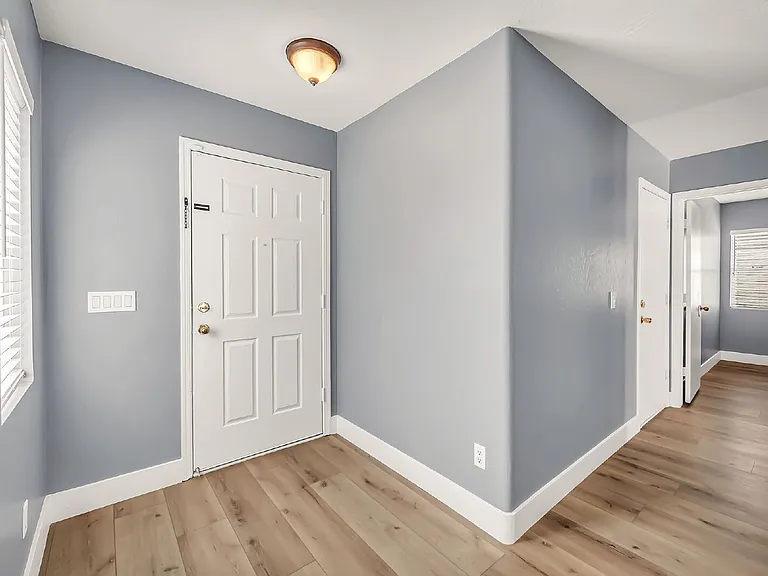 2422 E Olivine Rd — Photo 12
