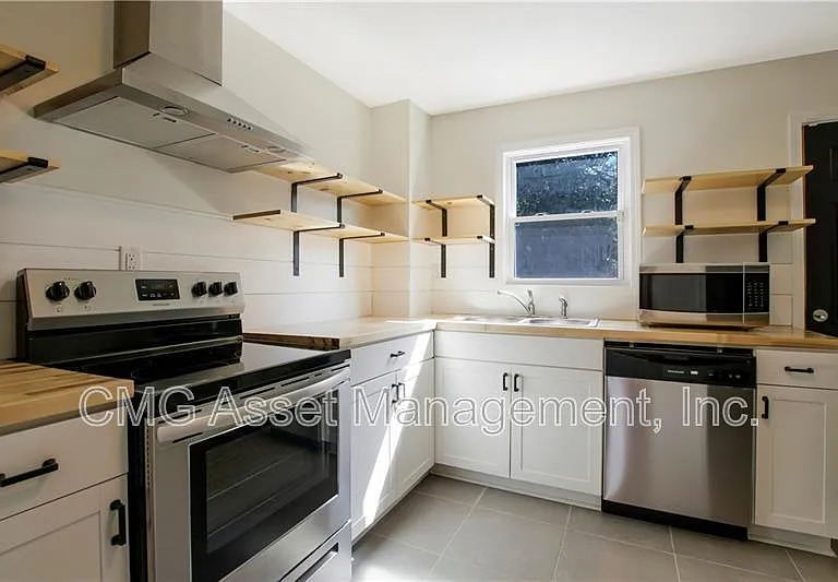 551 Valley Hill Rd SE #A — Photo 8