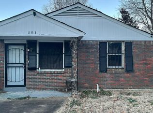 393 Carbon Rd, Memphis, TN 38109