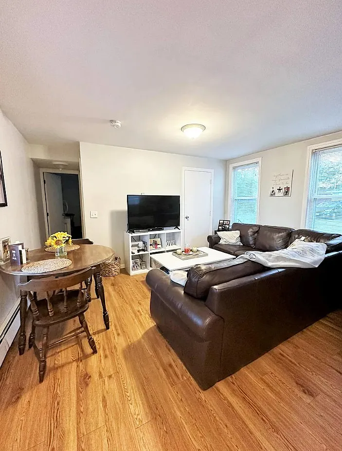 1 bed, 550 sqft, $1,850 — Photo 2