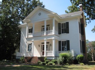 309 Hawkins Ave, Sanford, NC 27330
