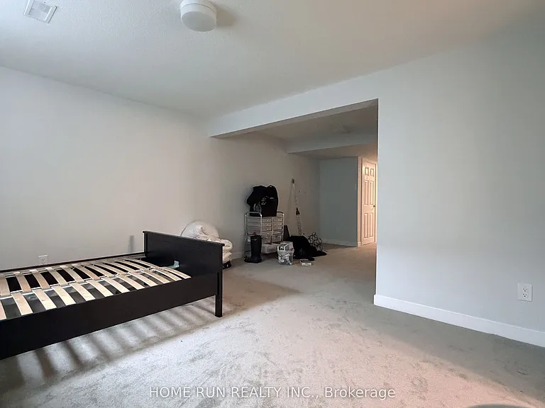 219 Billrian Cres — Photo 21