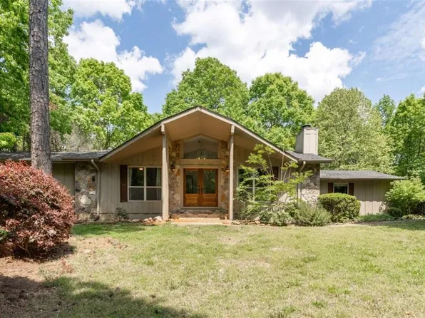 5656 High Harbor Ct, Gainesville, GA 30504