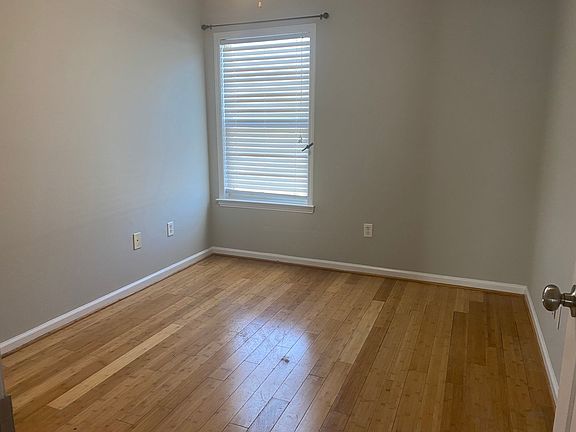 2nd image of 2213 River Park Ct