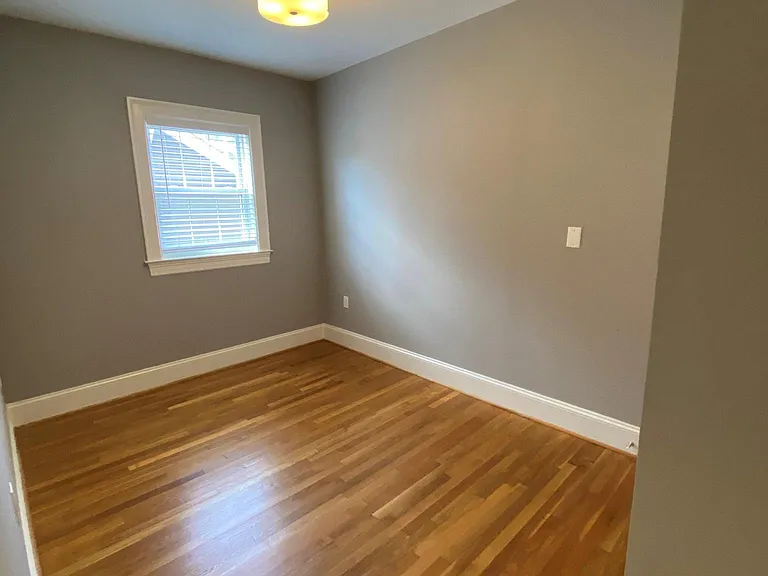 415 Butternut St NW #7 — Photo 5