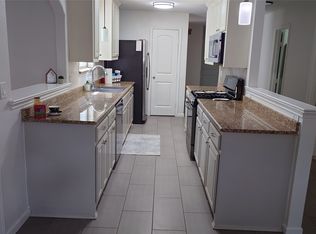 203 Arnett Dr, Euless, TX 76040