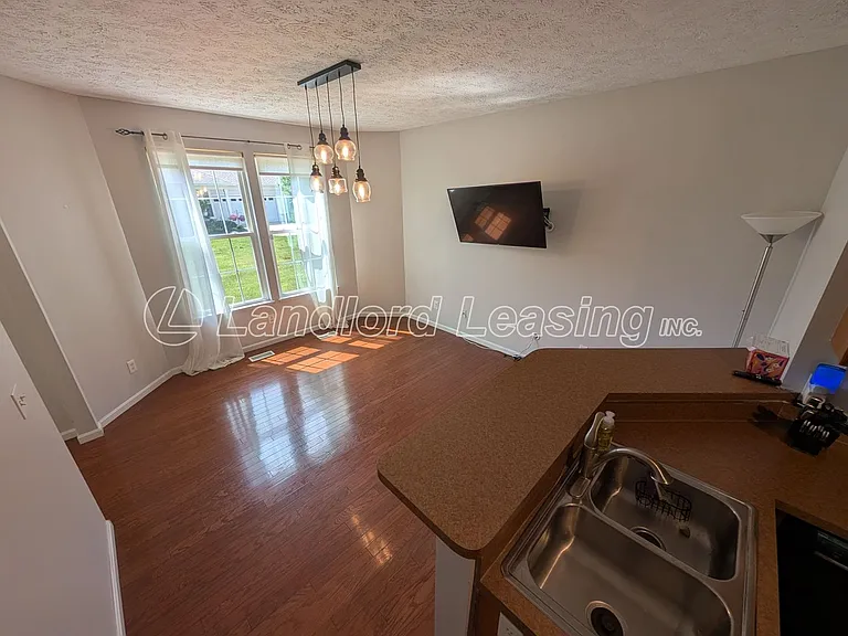 33317 Fairport Dr — Photo 21