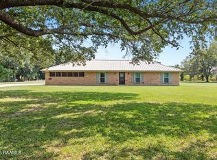 1055 Eddie Ray Rd, Breaux Bridge, LA 70517