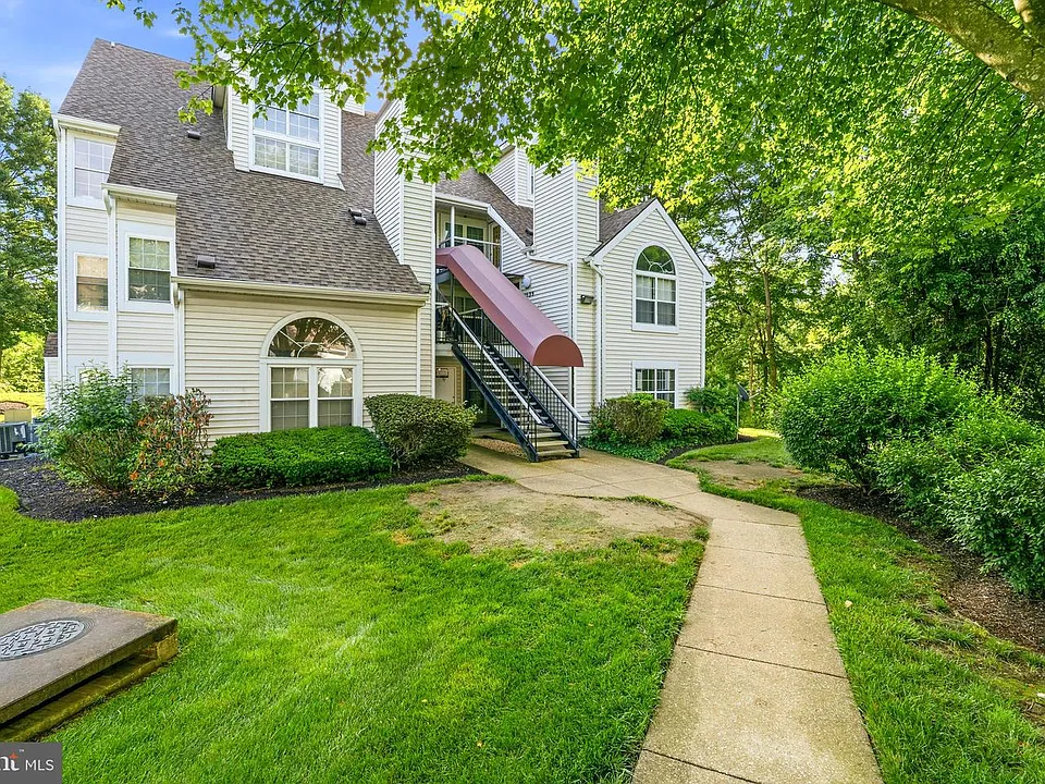 10531 Beacon Ridge Dr #13-101