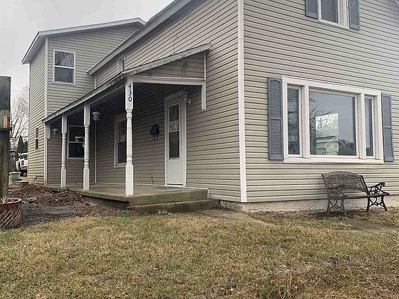 2nd image of 430 Burlington Ave