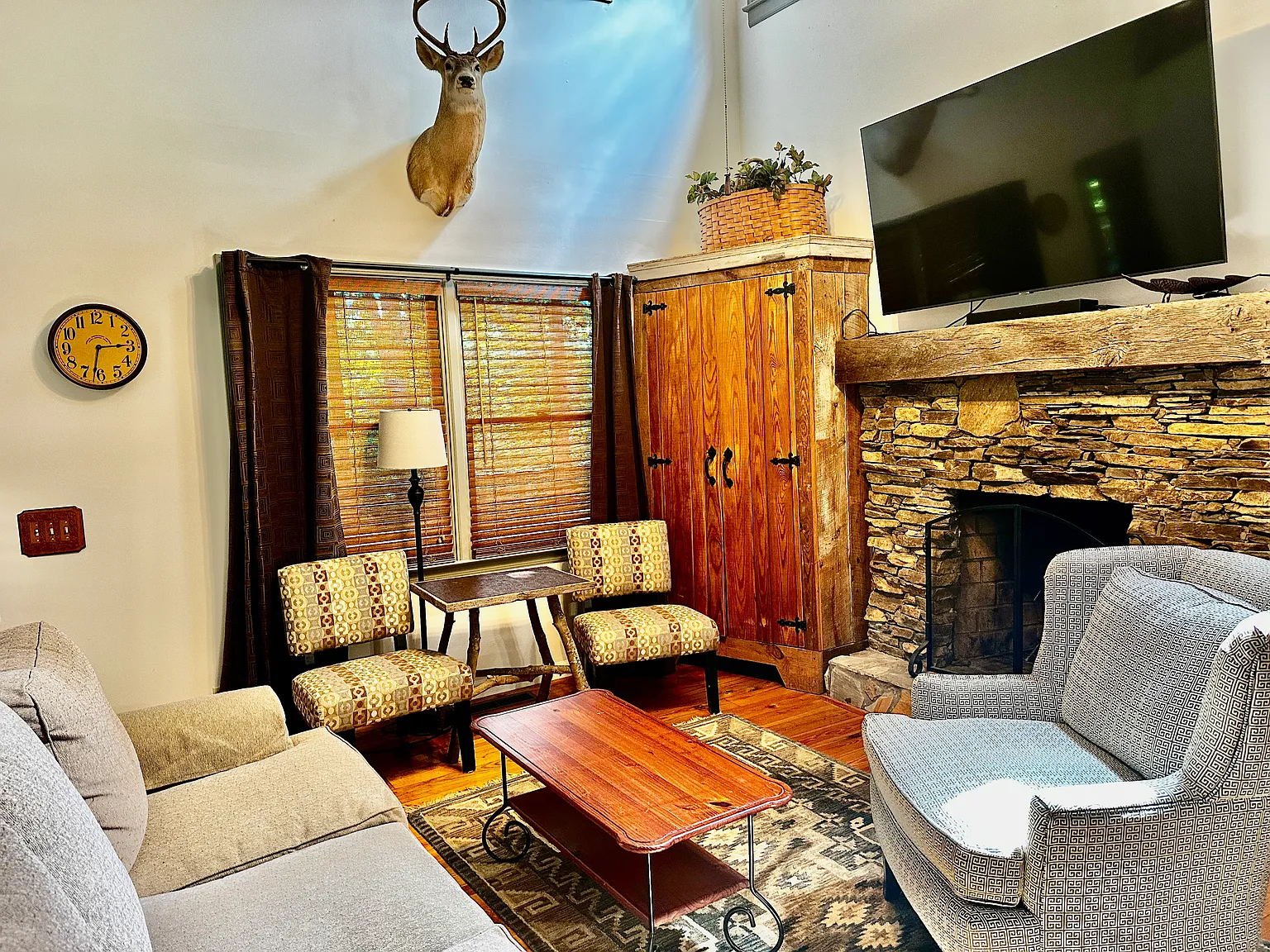 Woodstock Dr, Blue Ridge — Photo 2