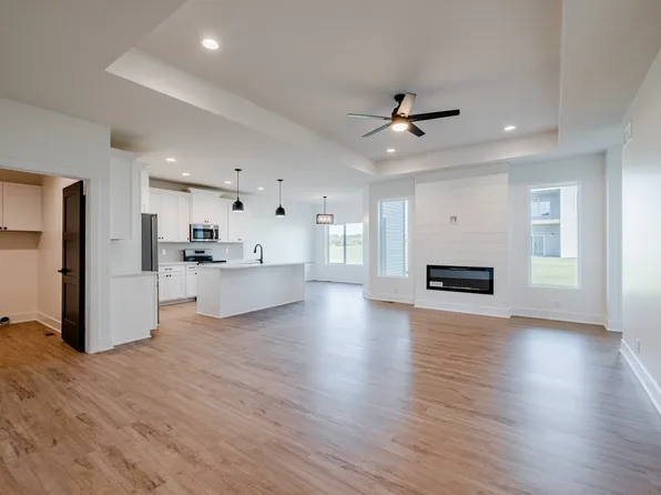 8620 S 49th St, 8620 S 49th St #8620, Lincoln, NE 68516