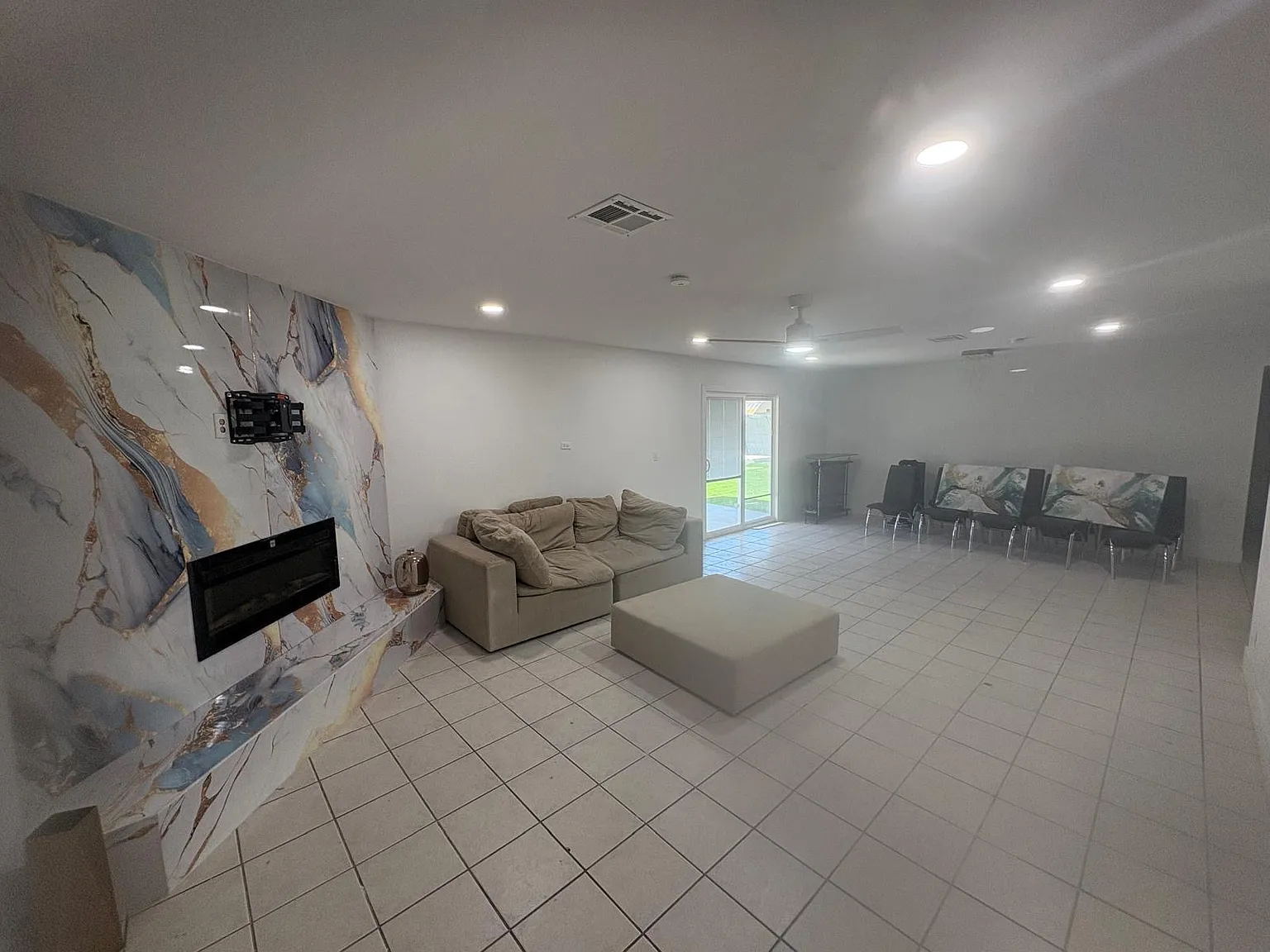 851 Toni Ave — Photo 3