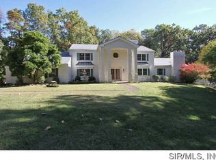 4805 Terrace Ln, Godfrey, IL 62035