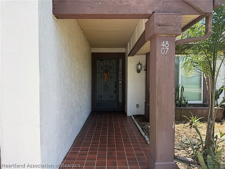 4807 Granada Blvd — Photo 2